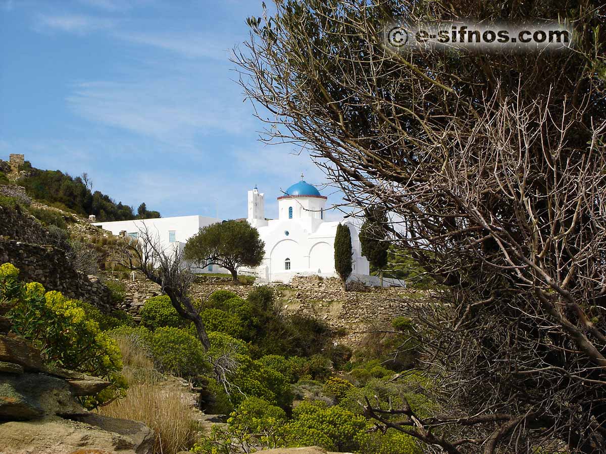 Il monastero di Panagia Poulati