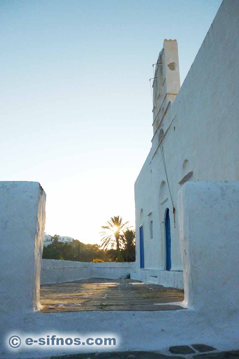 Chiesa di Panagia ta Gournia, ai margini del villaggio di Agios Loukas