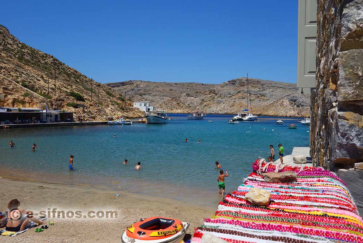La spiaggia di Cheronissos