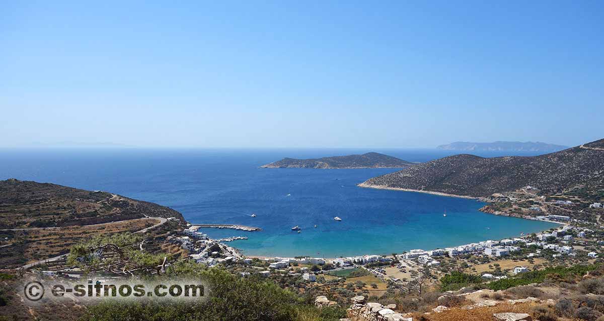 La spiaggia di Platis Gialos
