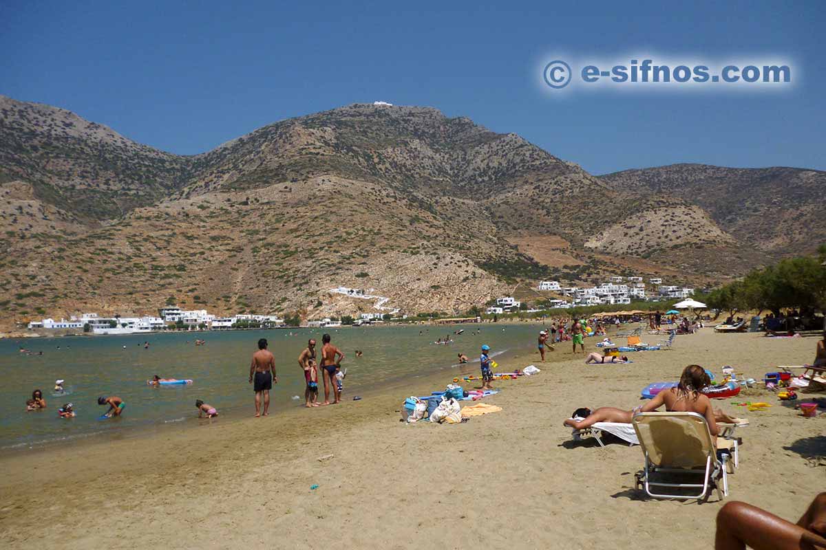 Estate a Sifnos. Spiaggia di Kamares