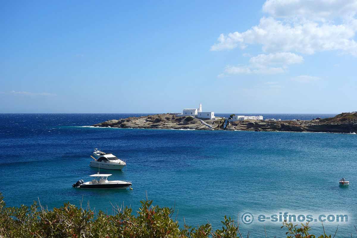 Barche private nel golfo di Chrissopigi