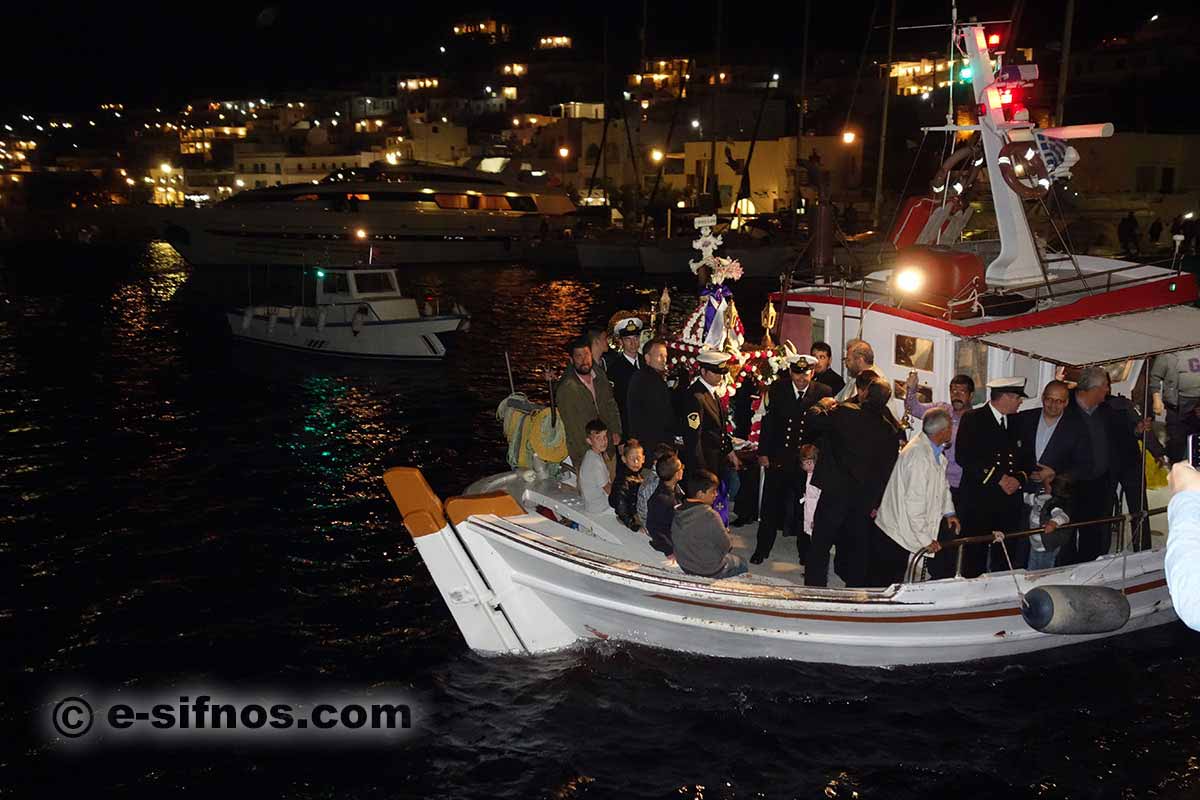 Processione dell’Epitafio a Kamares, Sifnos