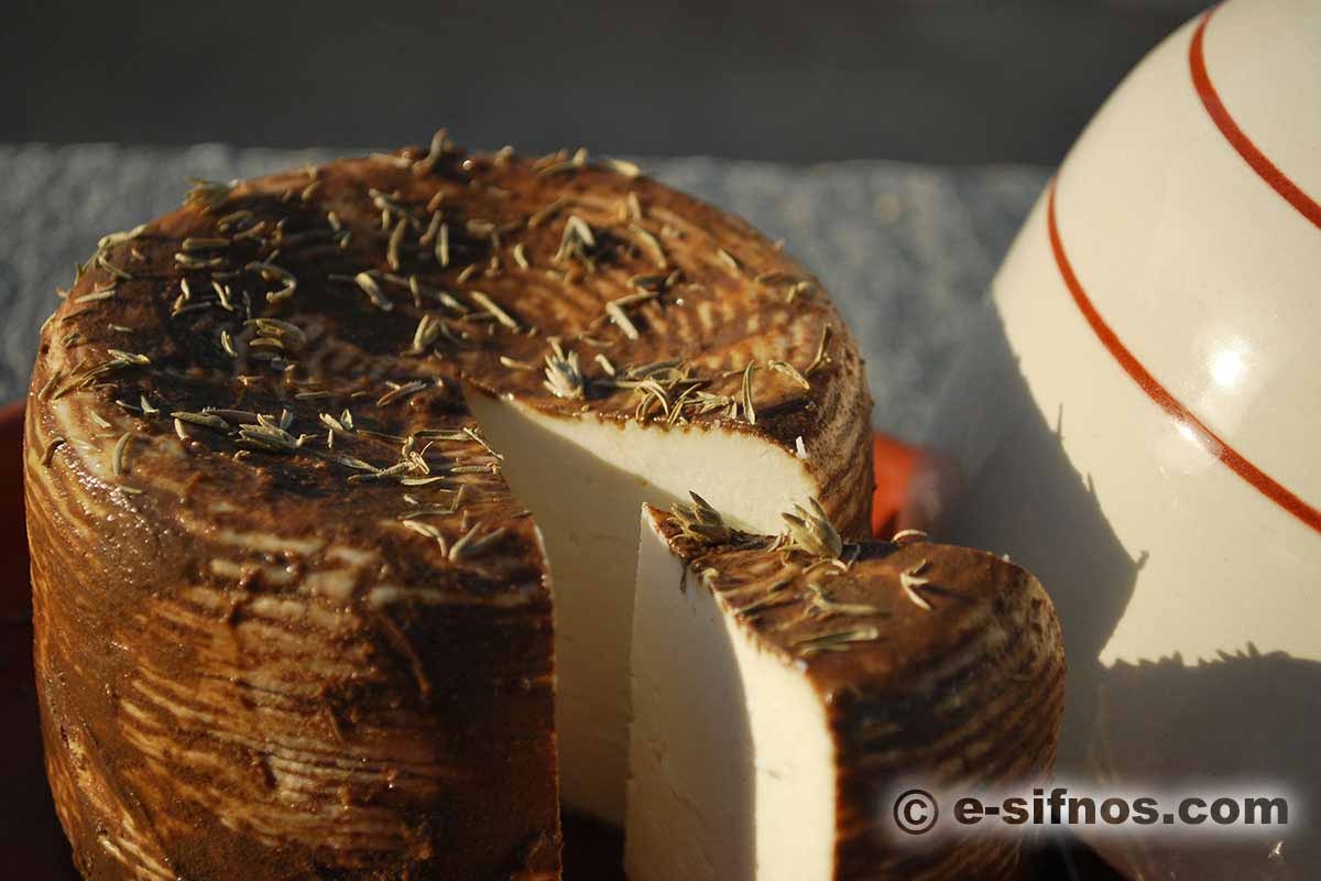 Gylomeni Manoura, formaggio tradizionale di Sifnos