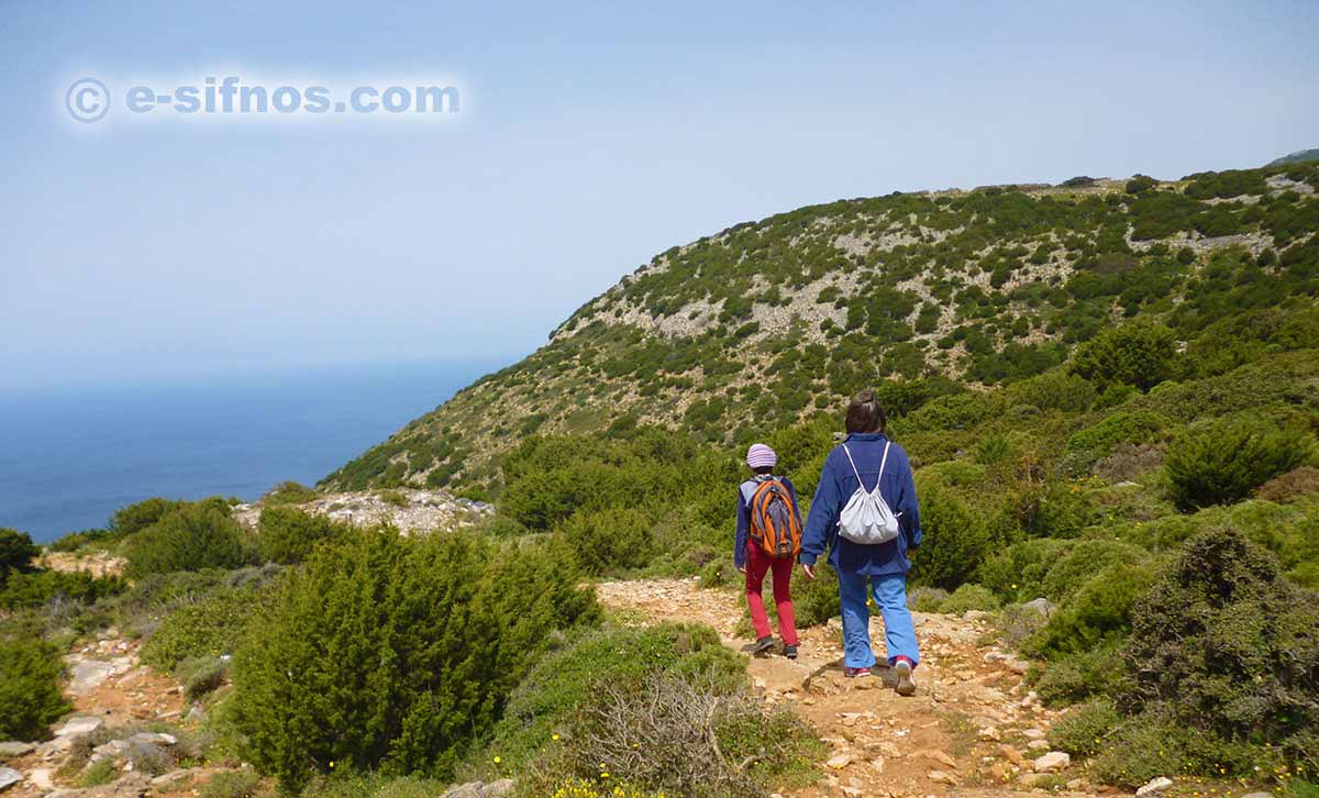 Sentiero verso Vathi a Sifnos